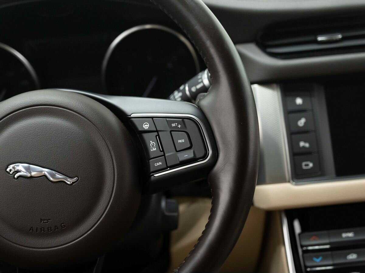 Jaguar XF 2017 года с пробегом. Фото: #18