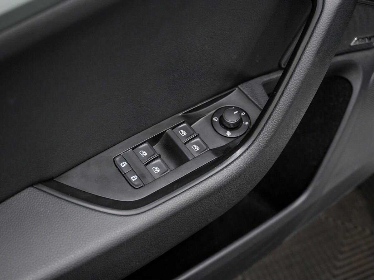 Skoda Superb 2018 года с пробегом. Фото: #15