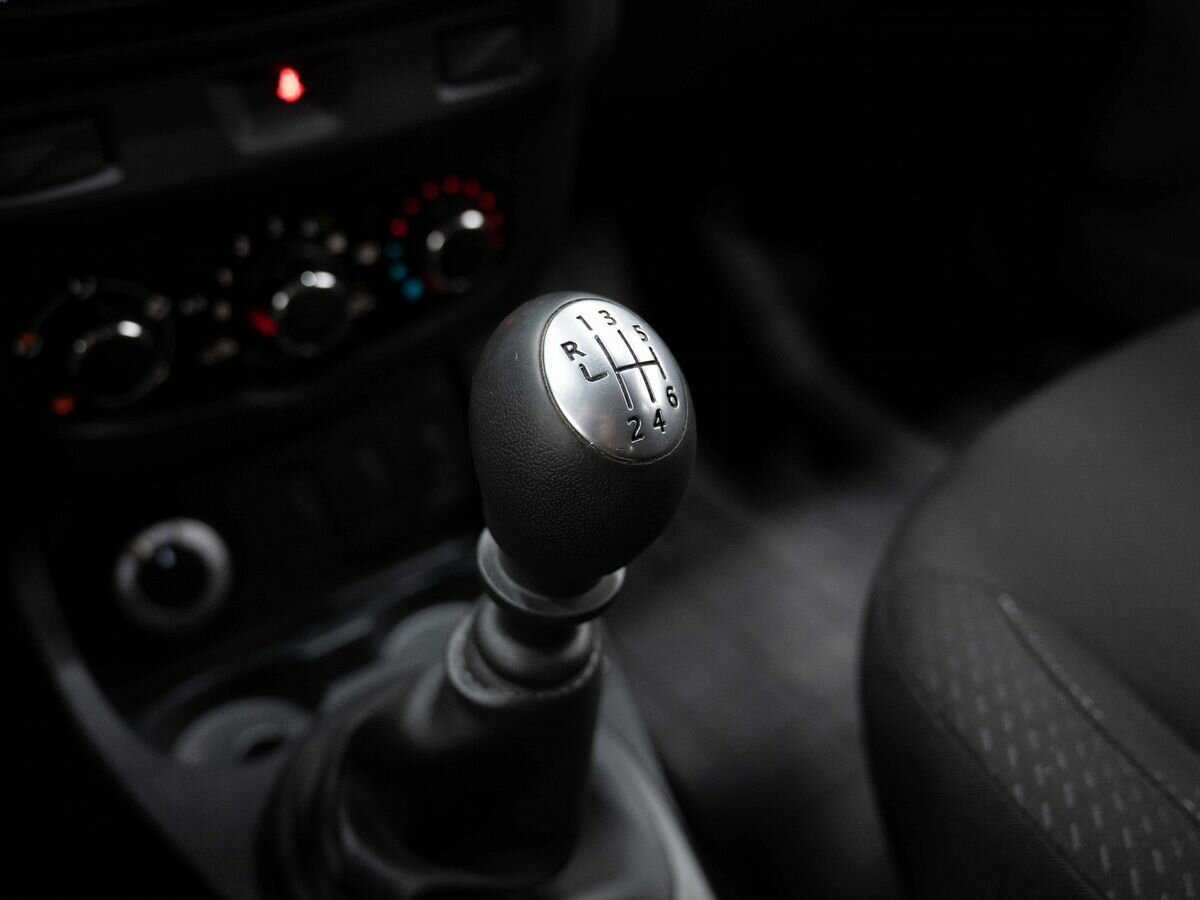 Б/У Рено Дастер 2019 года. Фото: #18