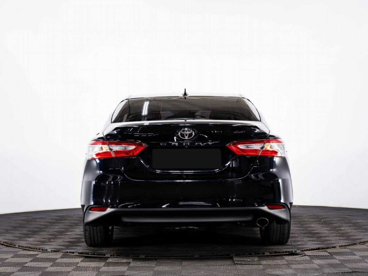 Toyota Camry 2019 года с пробегом. Фото: #4