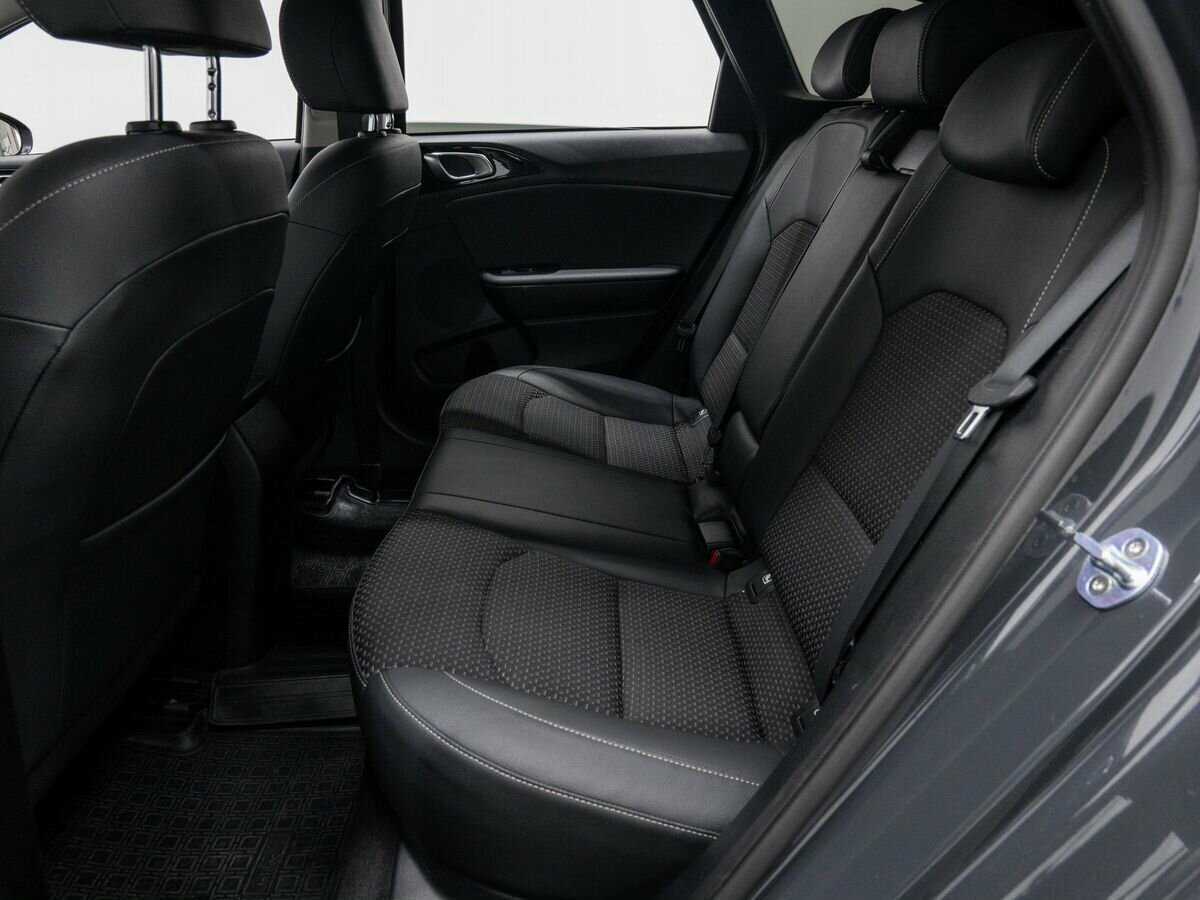 Б/У Киа Сид 2019 года. Фото: #12