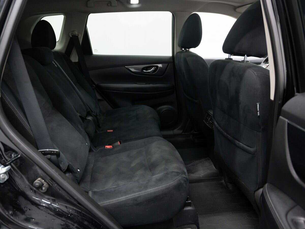 Б/У Ниссан Икс-Трейл 2017 года. Фото: #9