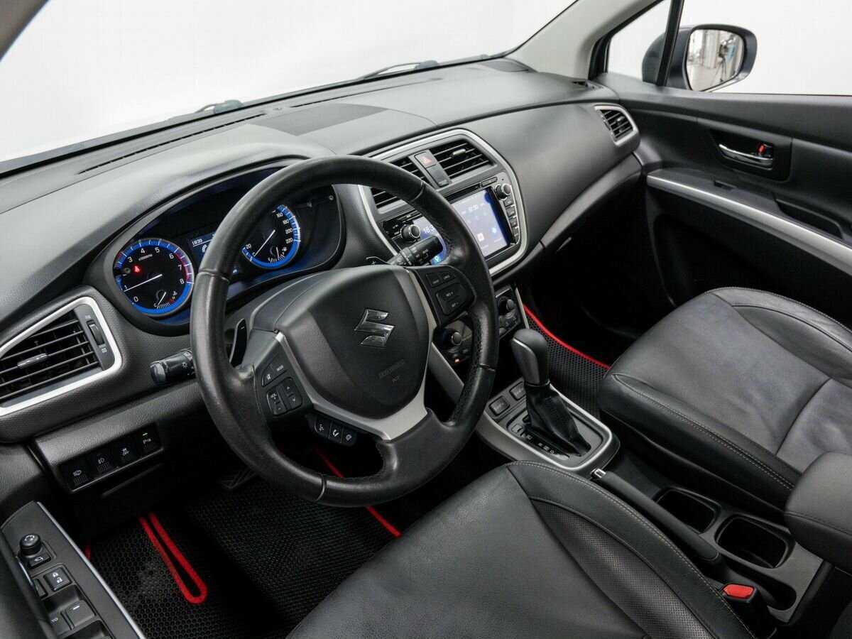 Б/У Сузуки С-Икс4 2014 года. Фото: #12