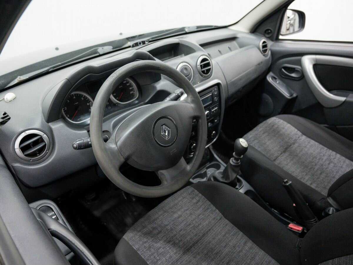 Б/У Рено Дастер 2013 года. Фото: #12