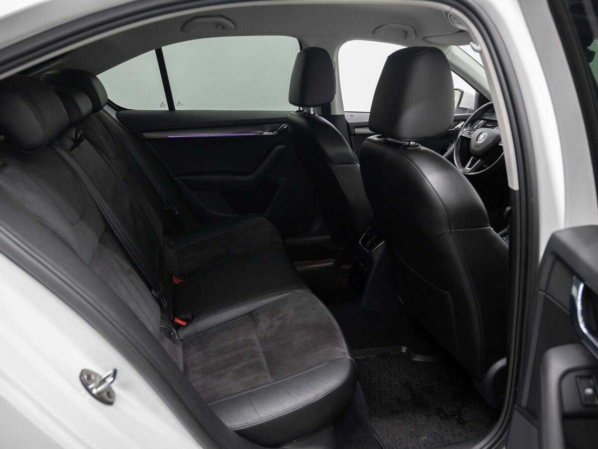 Skoda Octavia 2017 года с пробегом. Фото: #9