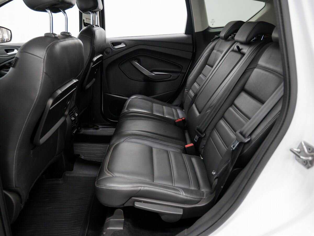 Б/У Форд Куга 2016 года. Фото: #11