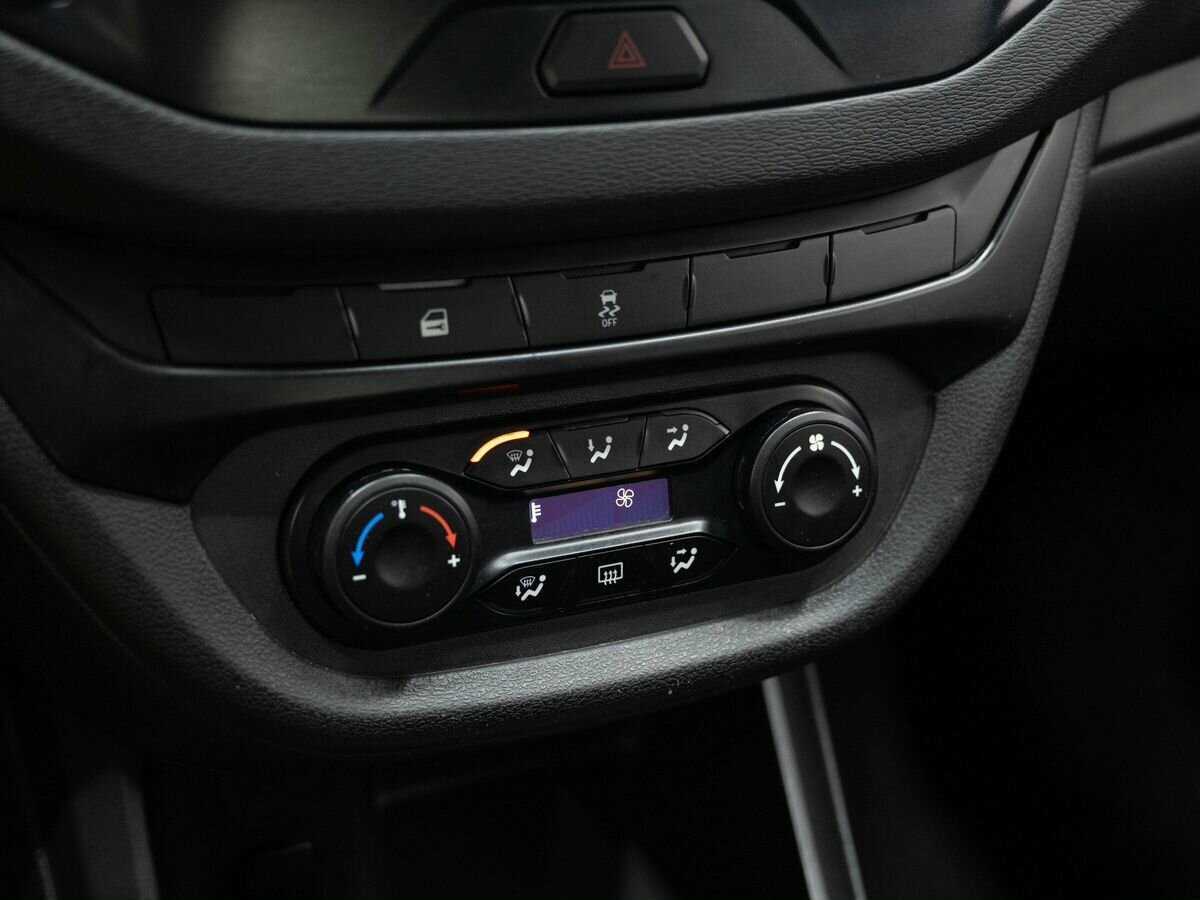 Б/У Лада (ВАЗ) Веста 2019 года. Фото: #16