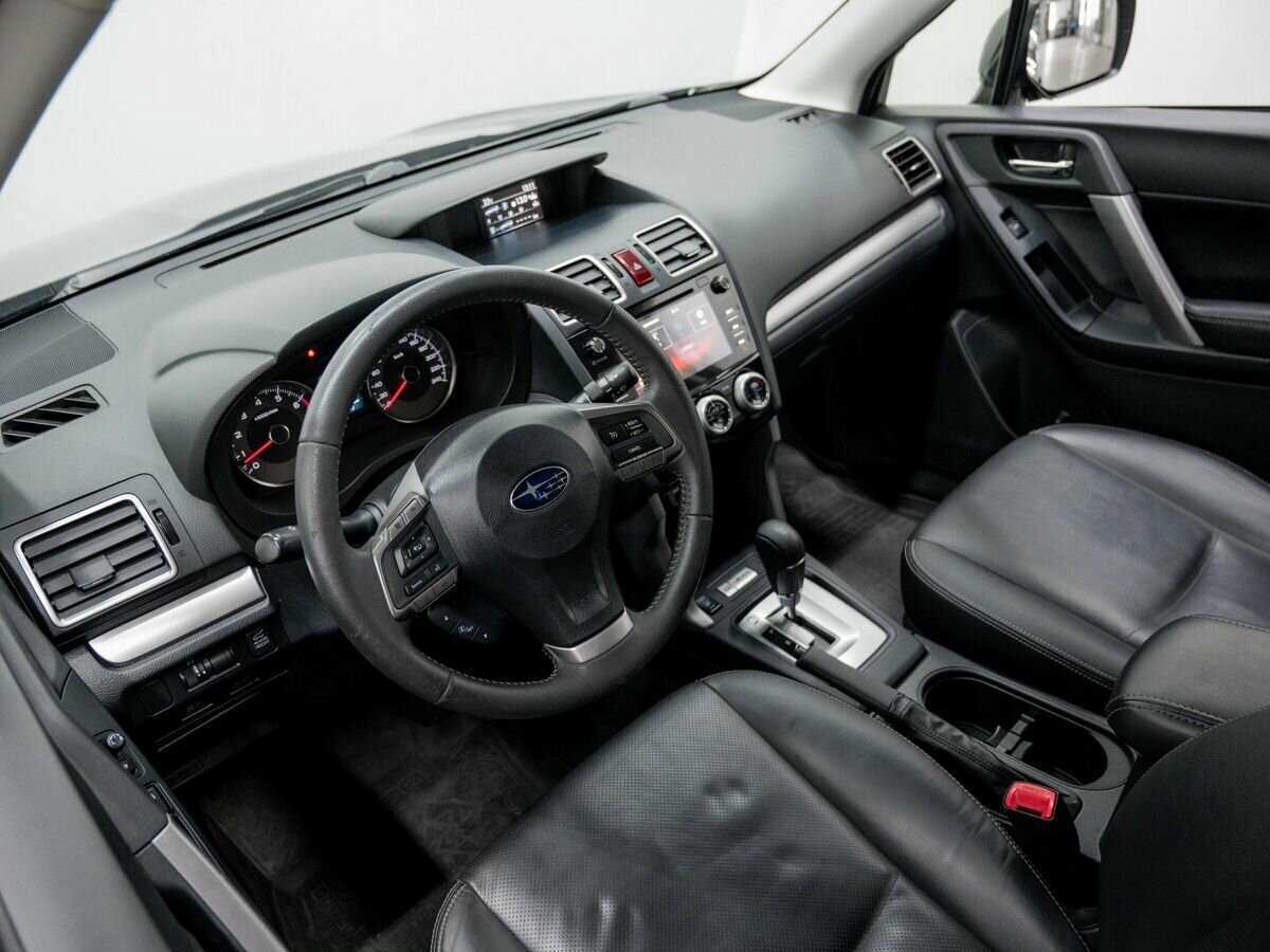 Б/У Субару Форестер 2015 года. Фото: #12