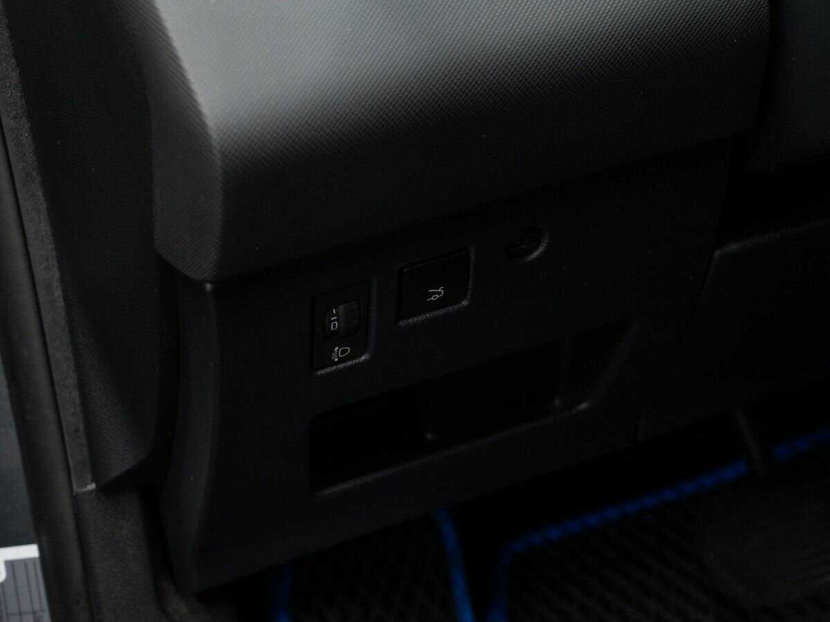 Б/У Пежо 408 2013 года. Фото: #15