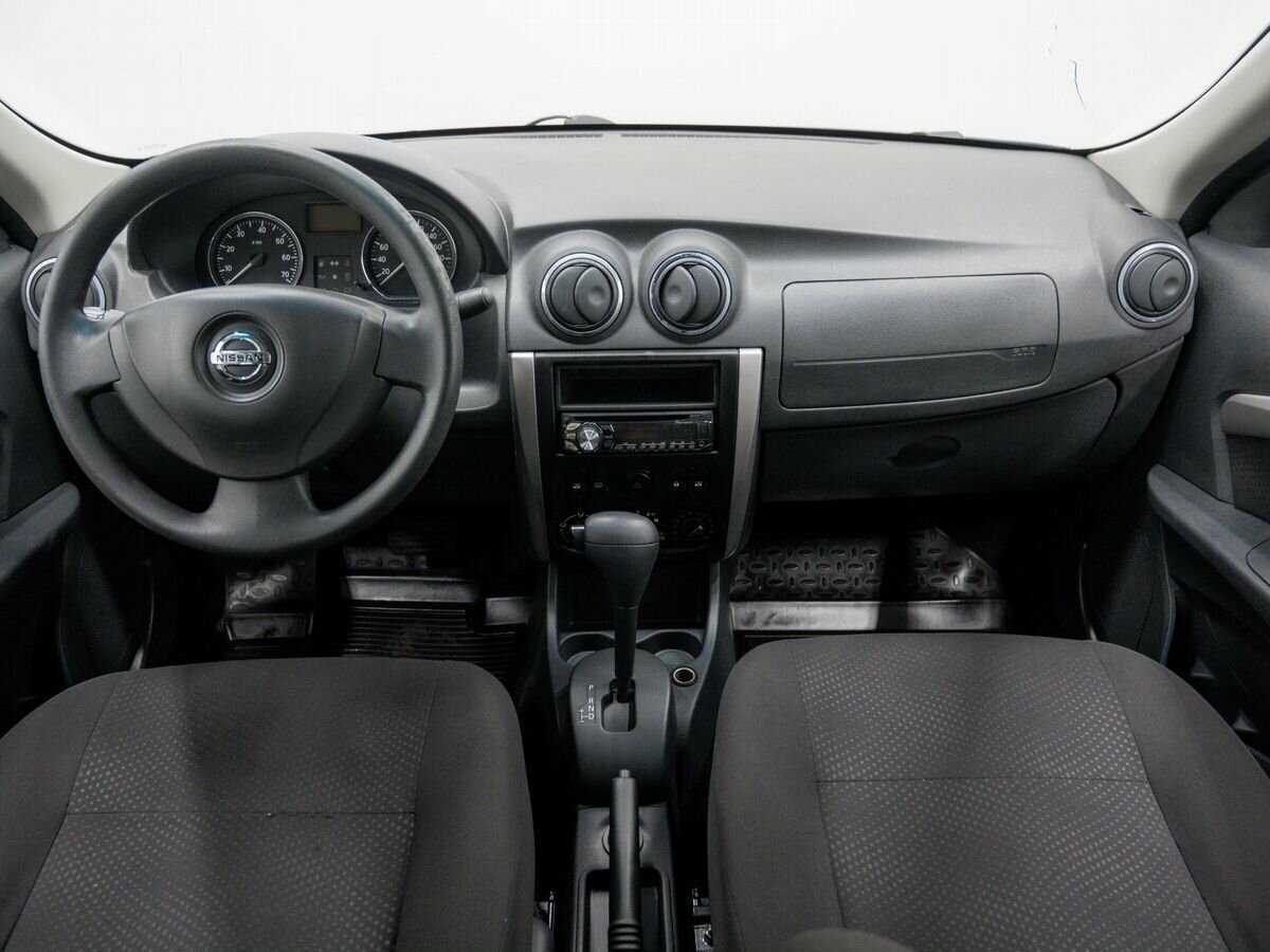 Б/У Ниссан Альмера 2013 года. Фото: #9