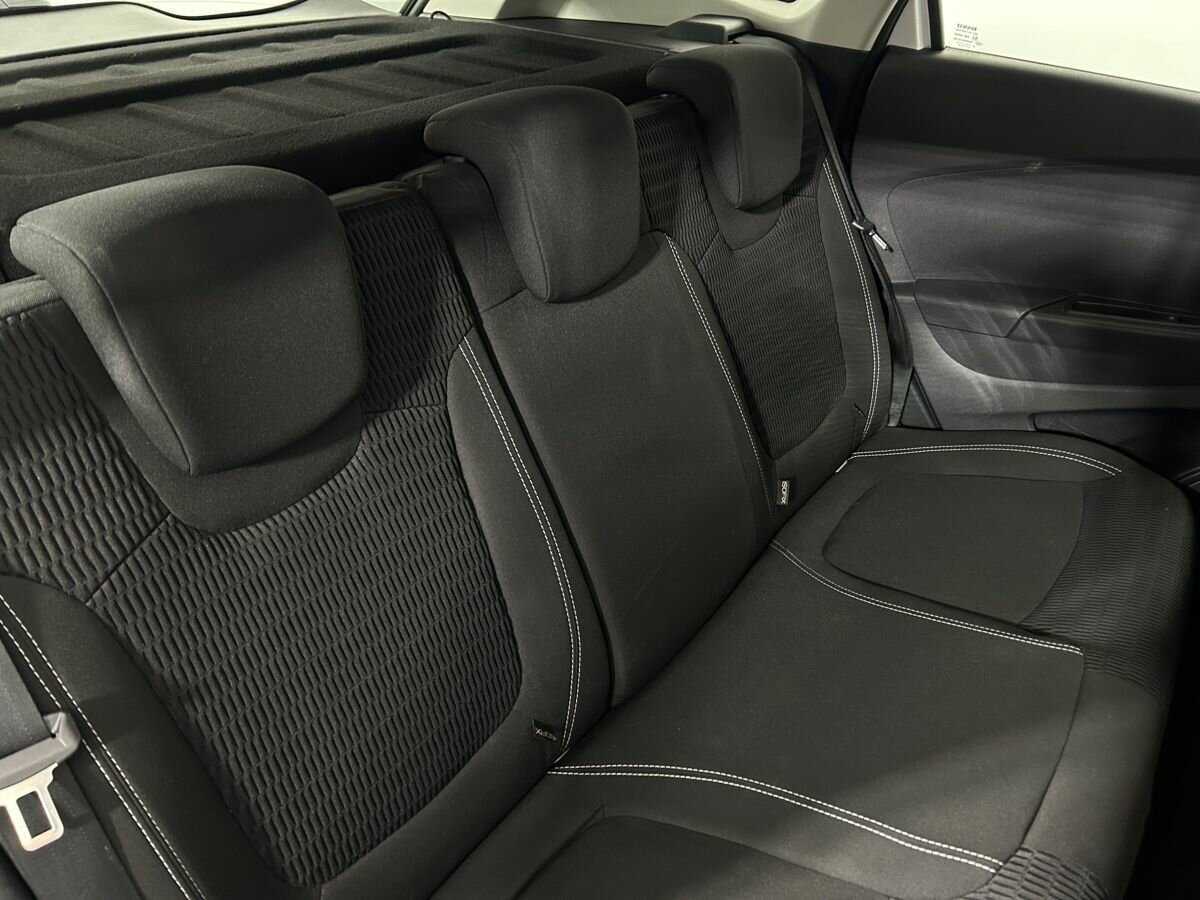 Б/У Рено Каптюр 2018 года. Фото: #14