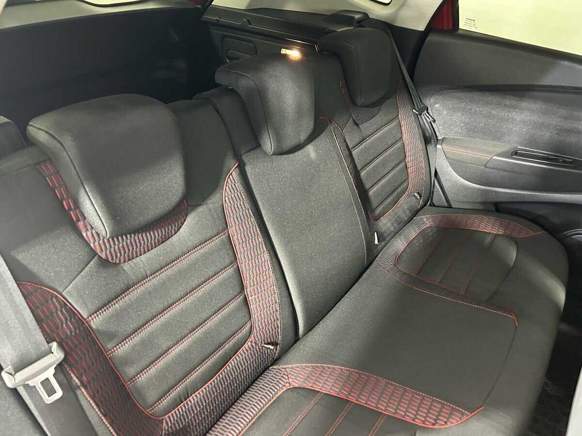 Б/У Рено Каптюр 2018 года. Фото: #13