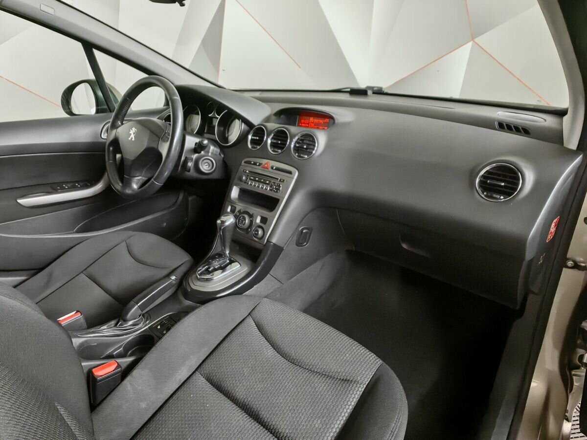 Б/У Пежо 408 2014 года. Фото: #8