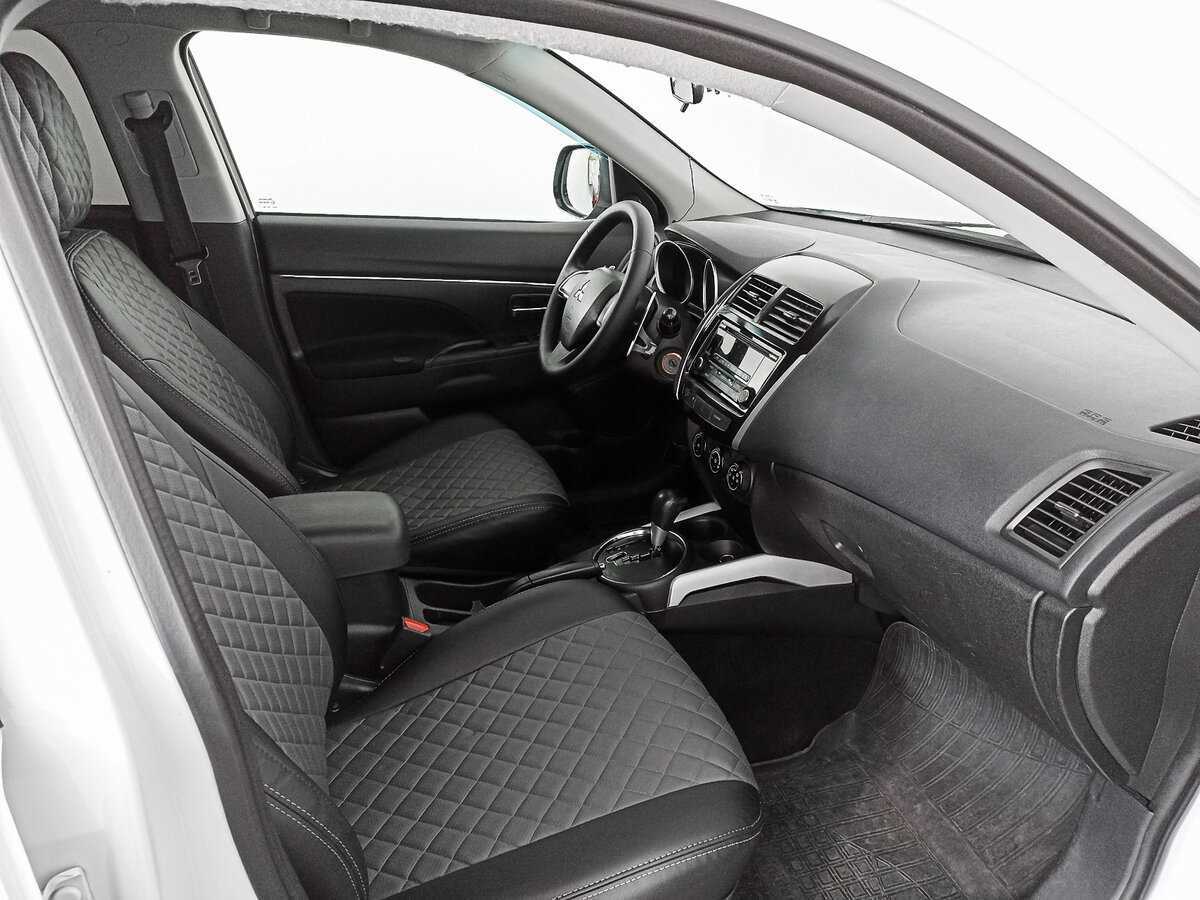 Б/У Митсубиши АС-Икс 2013 года. Фото: #8