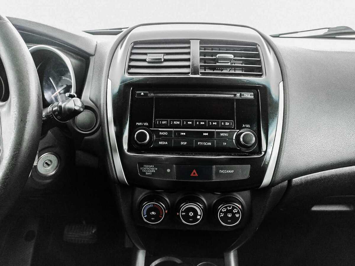 Б/У Митсубиши АС-Икс 2013 года. Фото: #12