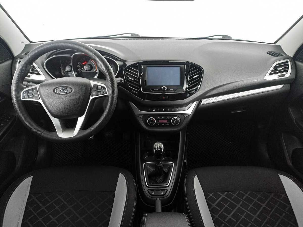 Б/У Лада (ВАЗ) Веста 2017 года. Фото: #11