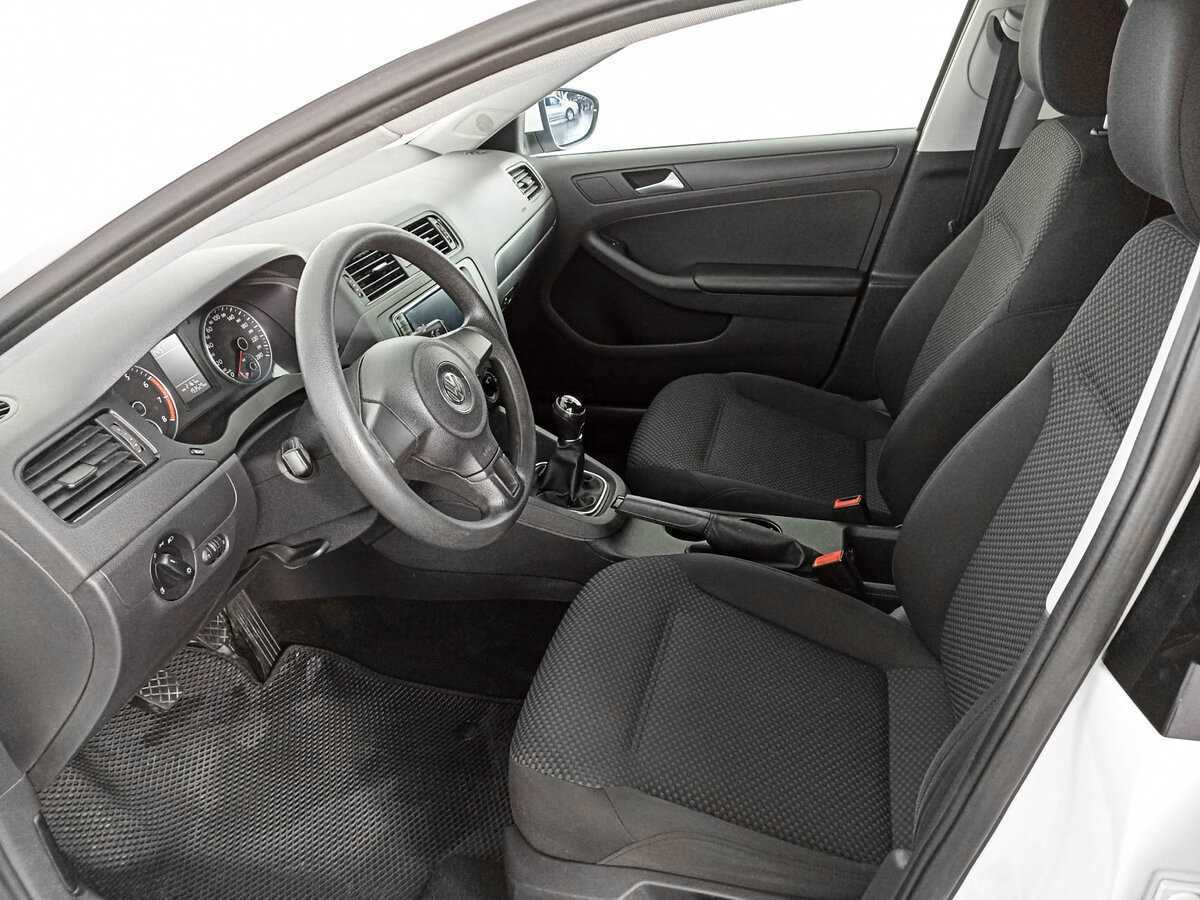 Б/У Фольксваген Джетта 2014 года. Фото: #15