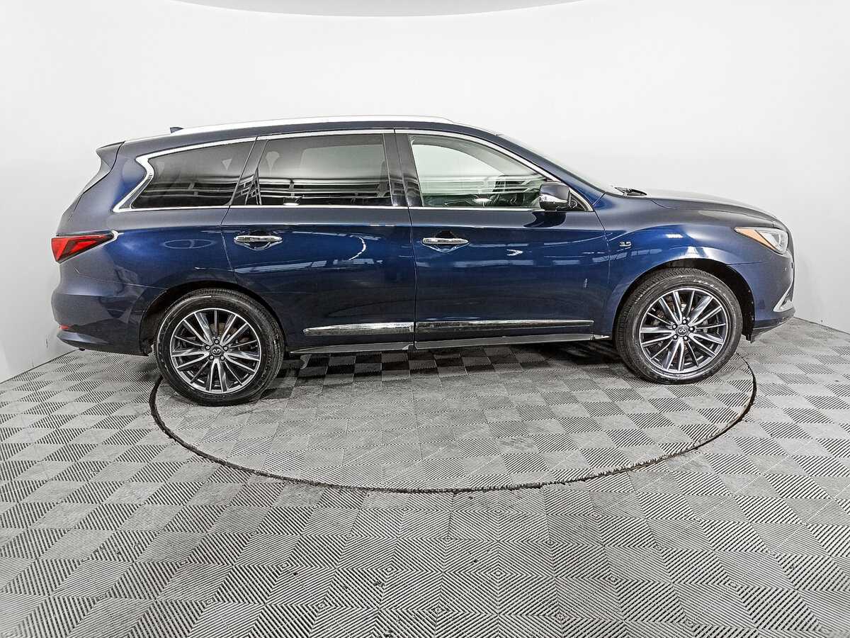 Infiniti QX60 2018 года с пробегом. Фото: #3