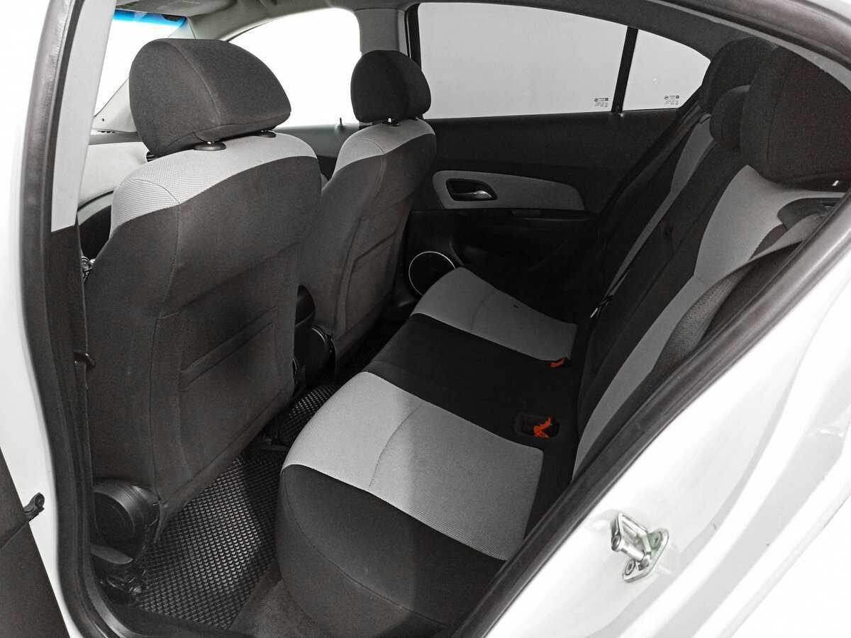 Б/У Шевроле Круз 2012 года. Фото: #9