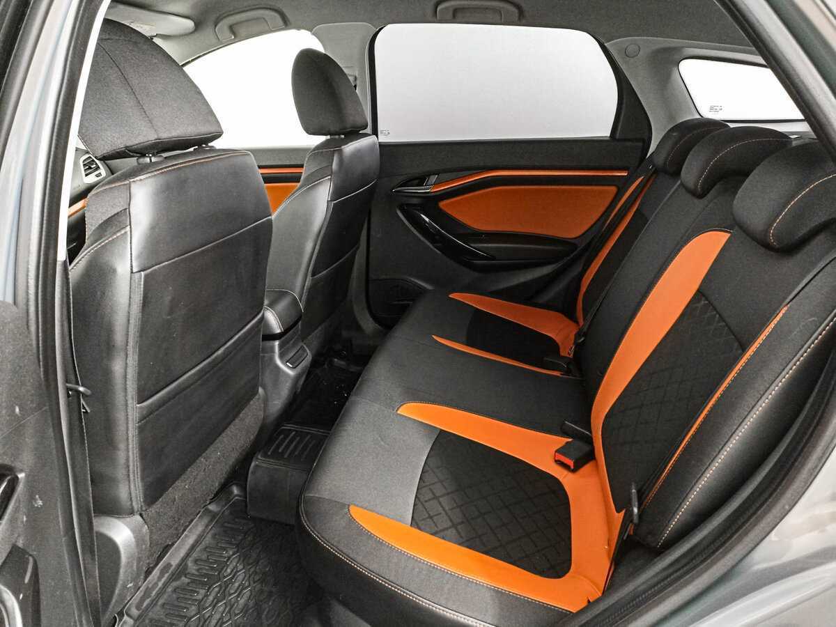 Б/У Лада (ВАЗ) Веста 2017 года. Фото: #9