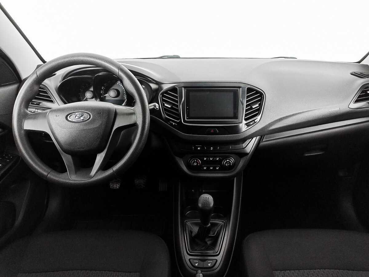 Б/У Лада (ВАЗ) Веста 2017 года. Фото: #11