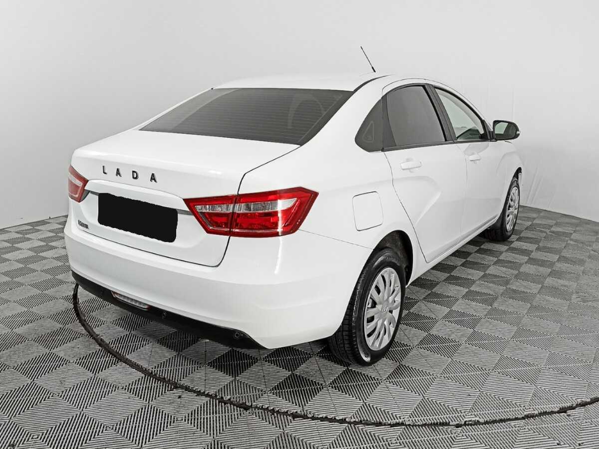 Б/У Лада (ВАЗ) Веста 2021 года. Фото: #3