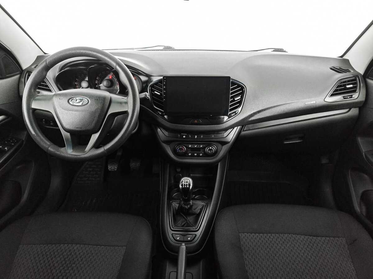 Б/У Лада (ВАЗ) Веста 2017 года. Фото: #11