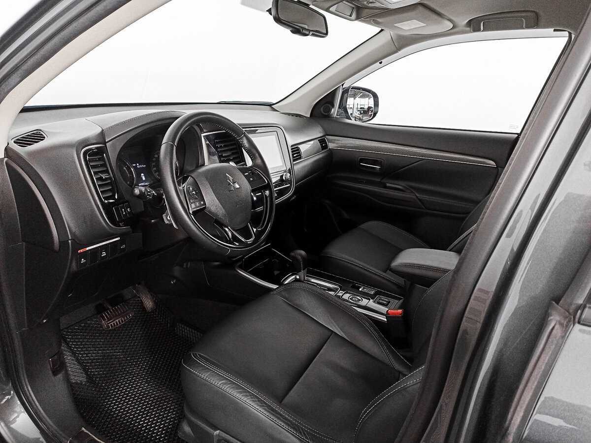 Mitsubishi Outlander 2021 года с пробегом. Фото: #13