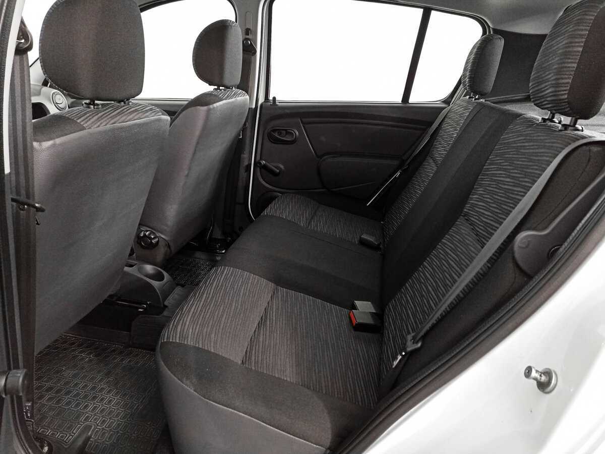 Б/У Рено Сандеро 2014 года. Фото: #8