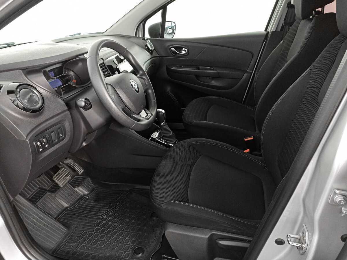 Б/У Рено Каптюр 2020 года. Фото: #13