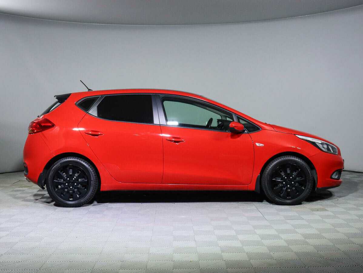 Б/У Киа Сид 2014 года. Фото: #2