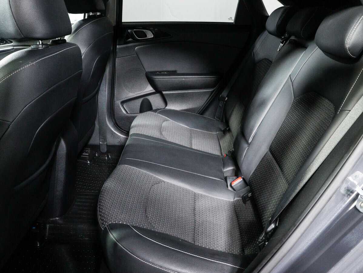 Б/У Киа Сид 2018 года. Фото: #9