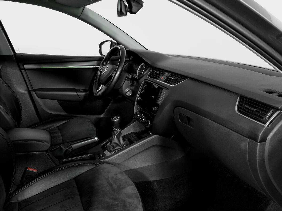 Skoda Octavia 2018 года с пробегом. Фото: #8