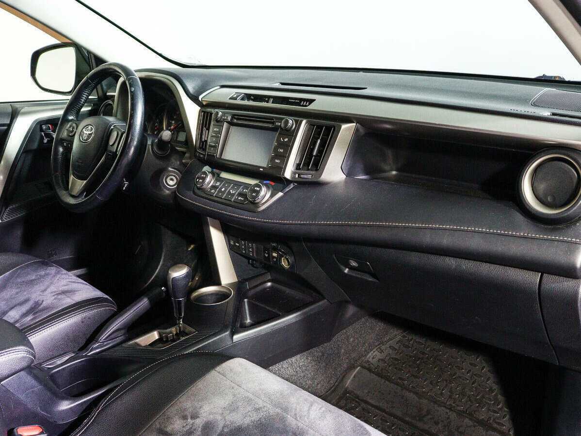 Б/У Тойота Рав4 2013 года. Фото: #6