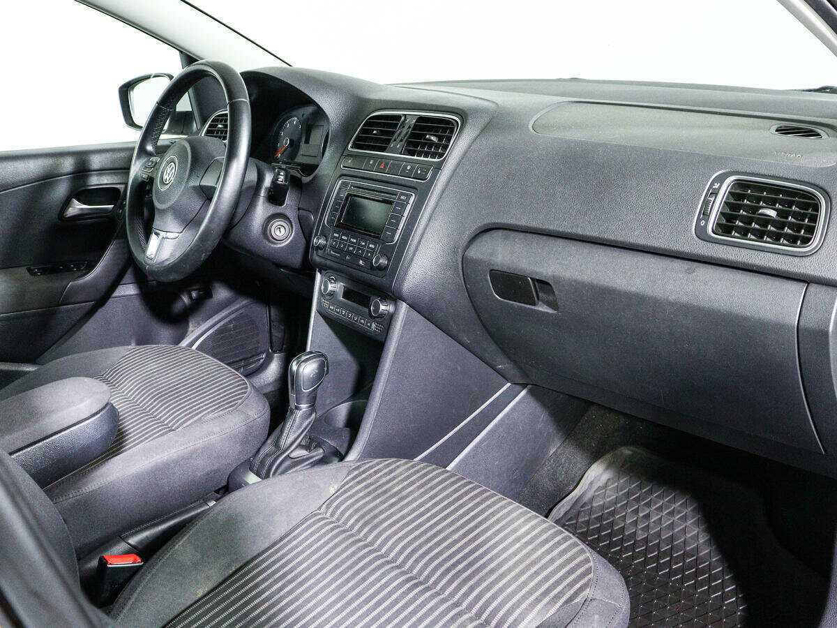 Б/У Фольксваген Поло 2014 года. Фото: #8