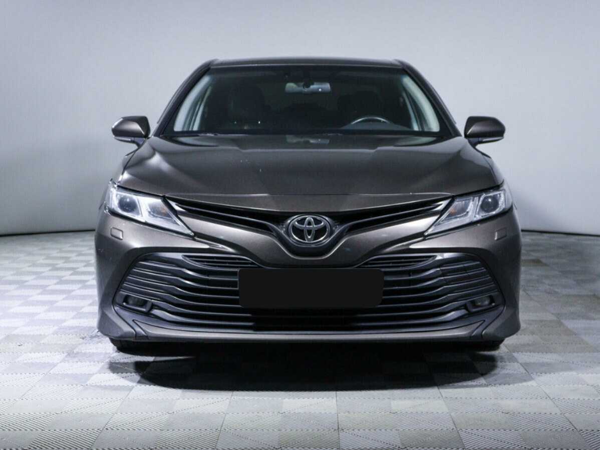 Toyota Camry 2020 года с пробегом. Фото: #1