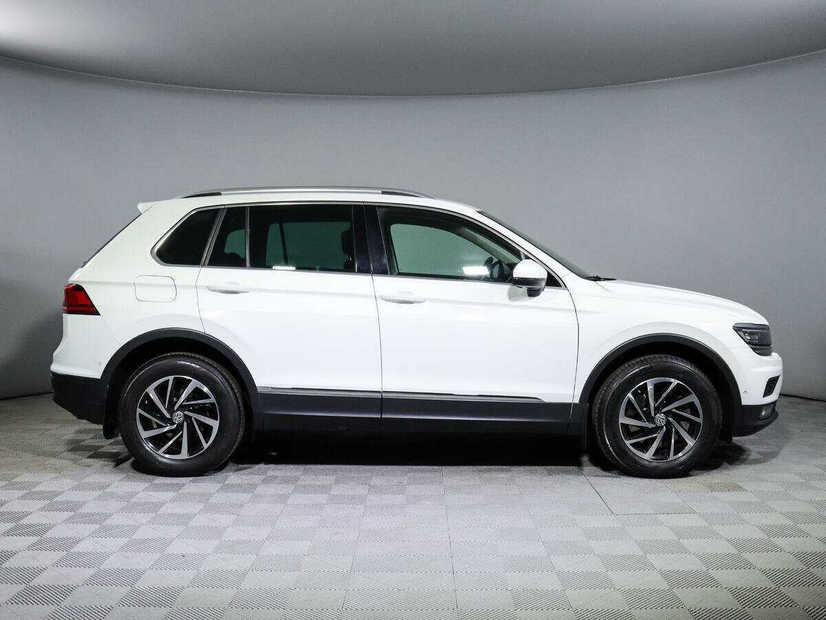Volkswagen Tiguan 2018 года с пробегом. Фото: #3