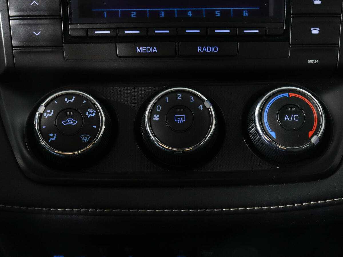 Toyota RAV4 2016 года с пробегом. Фото: #14