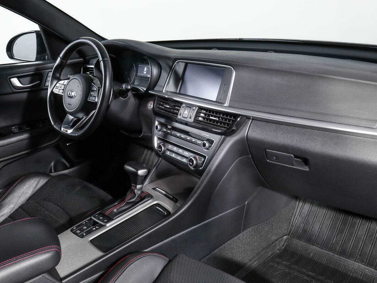 Kia Optima 2018 года с пробегом. Фото: #8