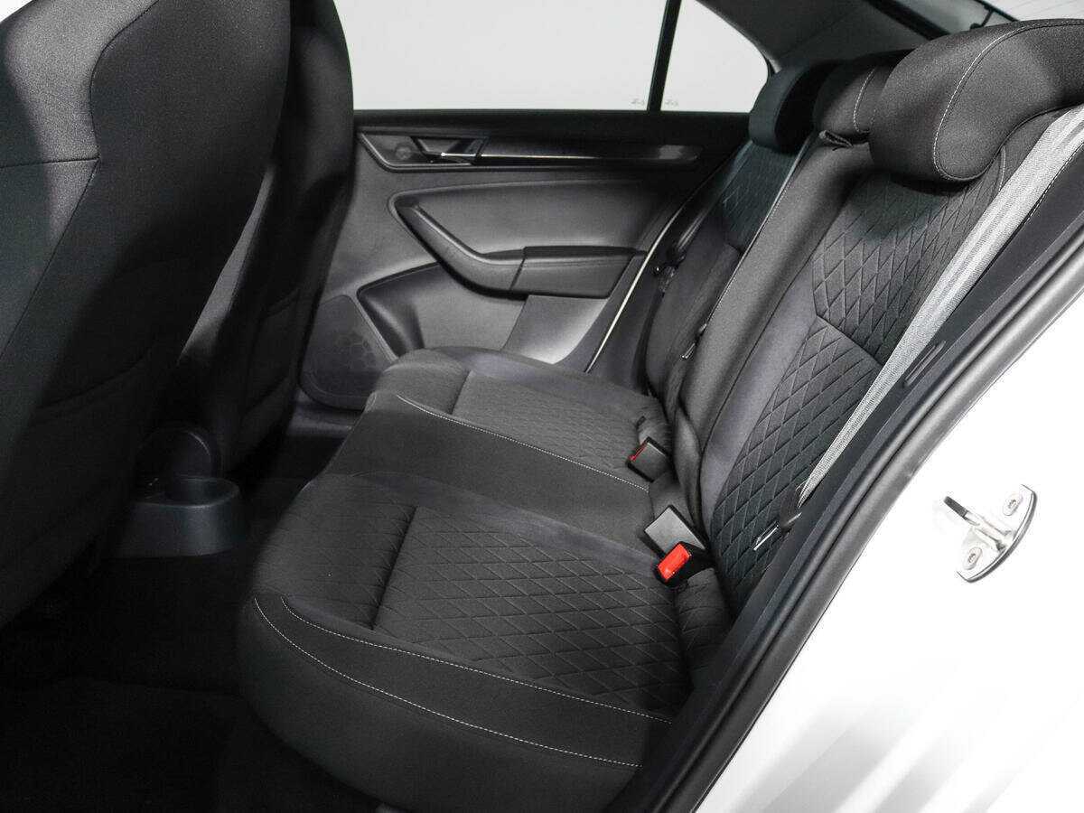 Б/У Шкода Рапид 2022 года. Фото: #9