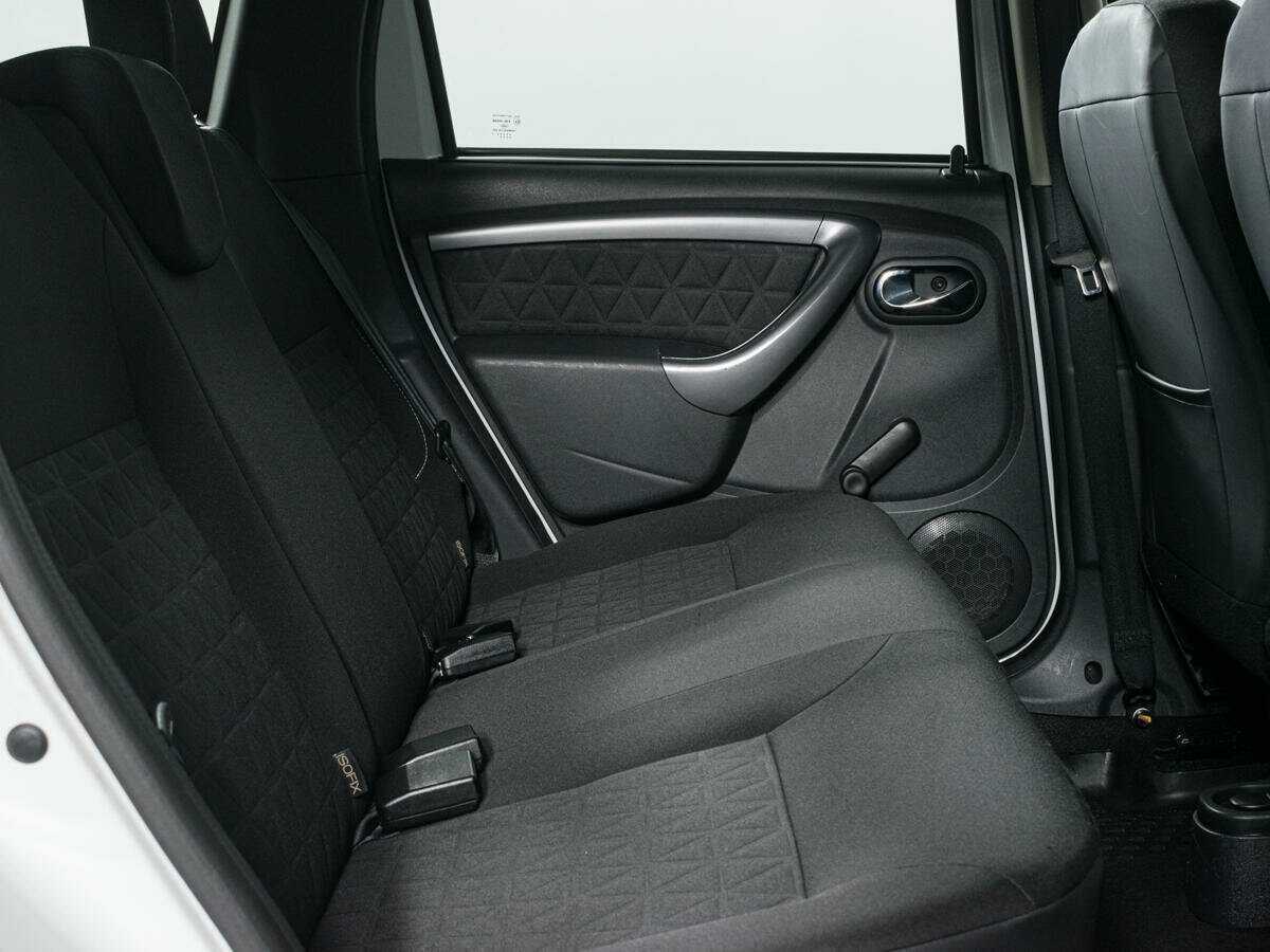 Б/У Рено Дастер 2017 года. Фото: #12