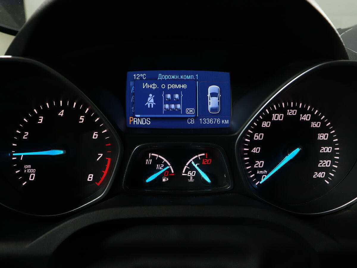 Б/У Форд Куга 2014 года. Фото: #10