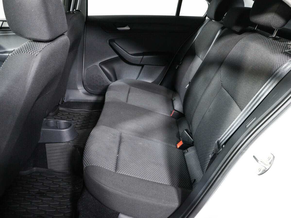 Б/У Фольксваген Поло 2020 года. Фото: #9