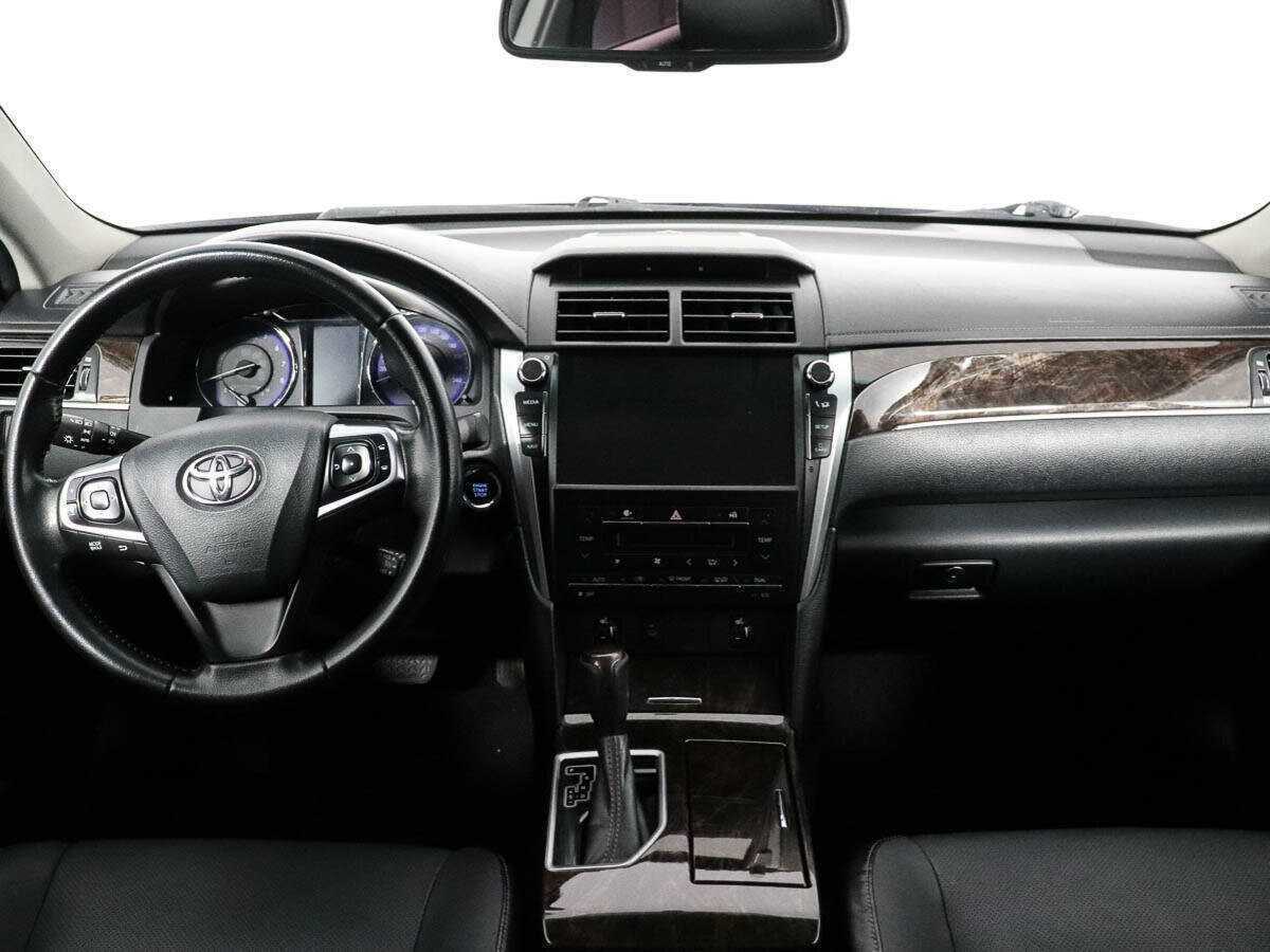 Toyota Camry 2017 года с пробегом. Фото: #12