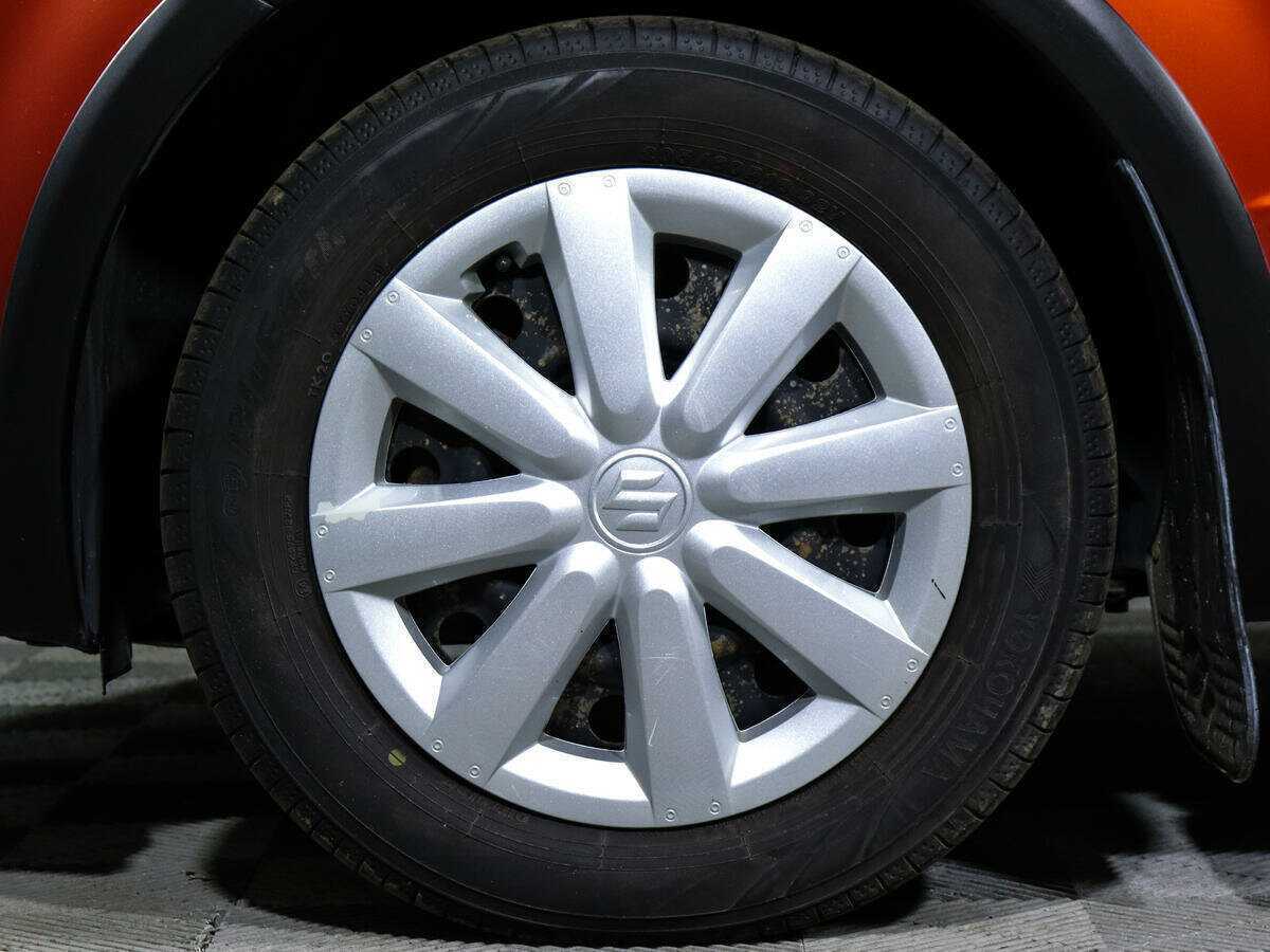 Б/У Сузуки С-Икс4 2012 года. Фото: #14