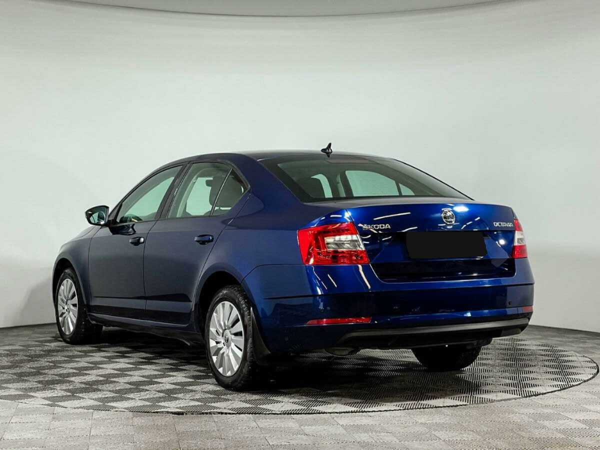 Б/У Шкода Октавия 2017 года. Фото: #6