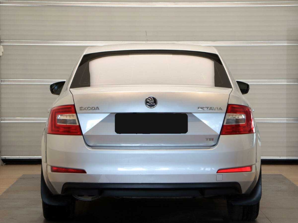 Б/У Шкода Октавия 2013 года. Фото: #4