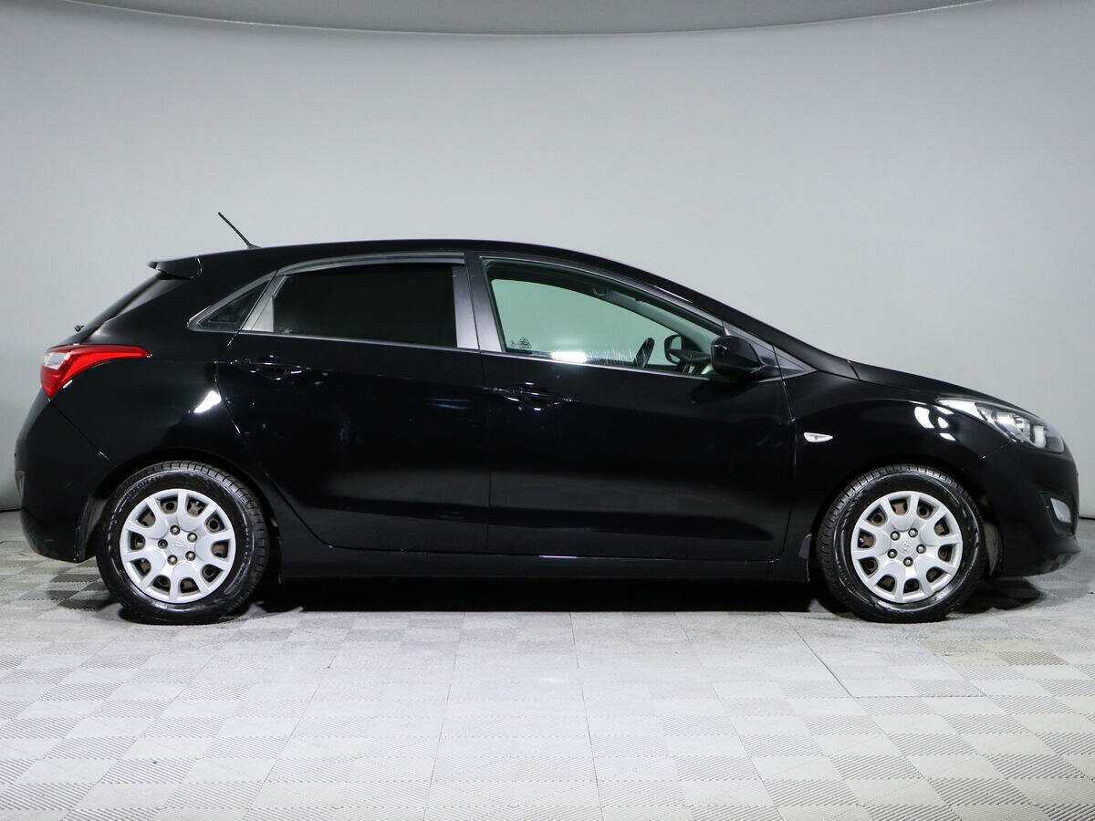 Б/У Хендай ай30 2012 года. Фото: #3