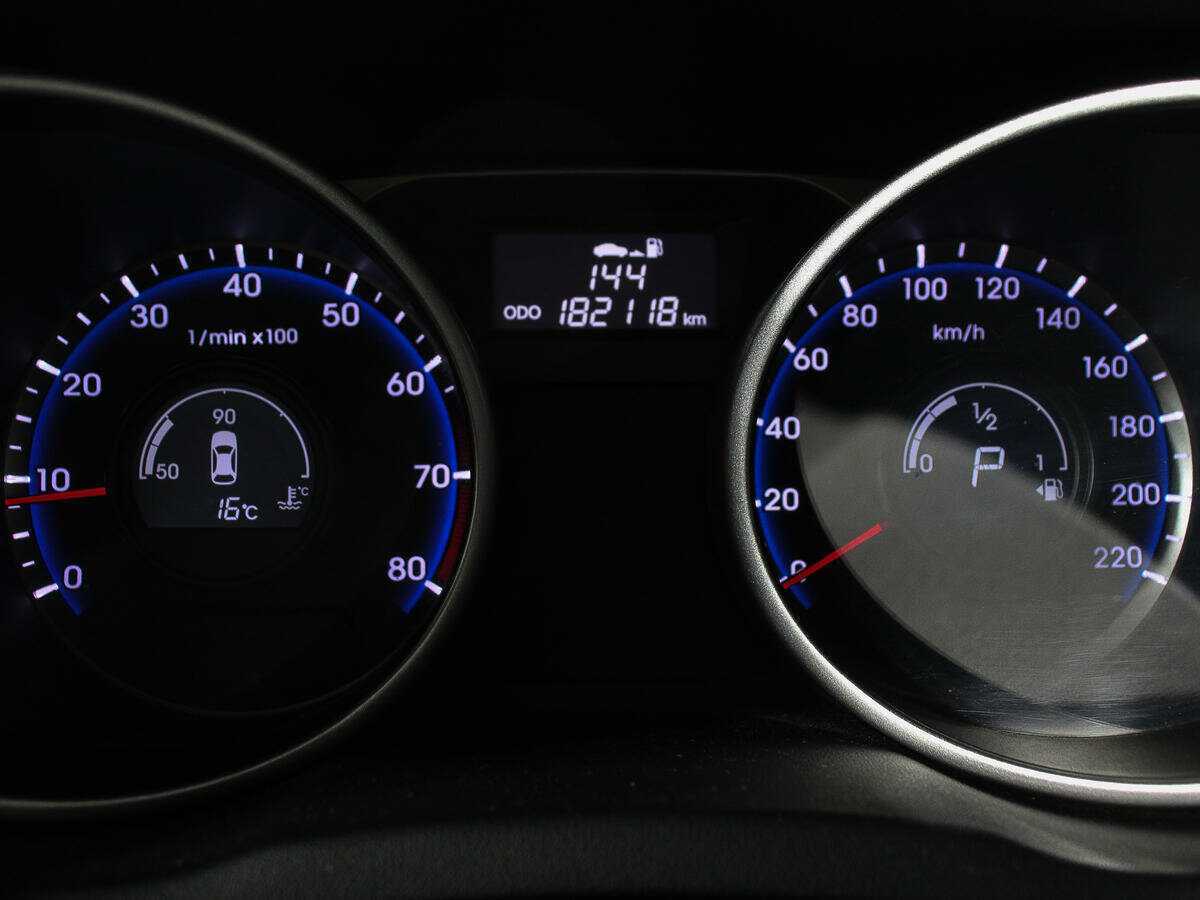 Б/У Хендай ай-икс35 2013 года. Фото: #10