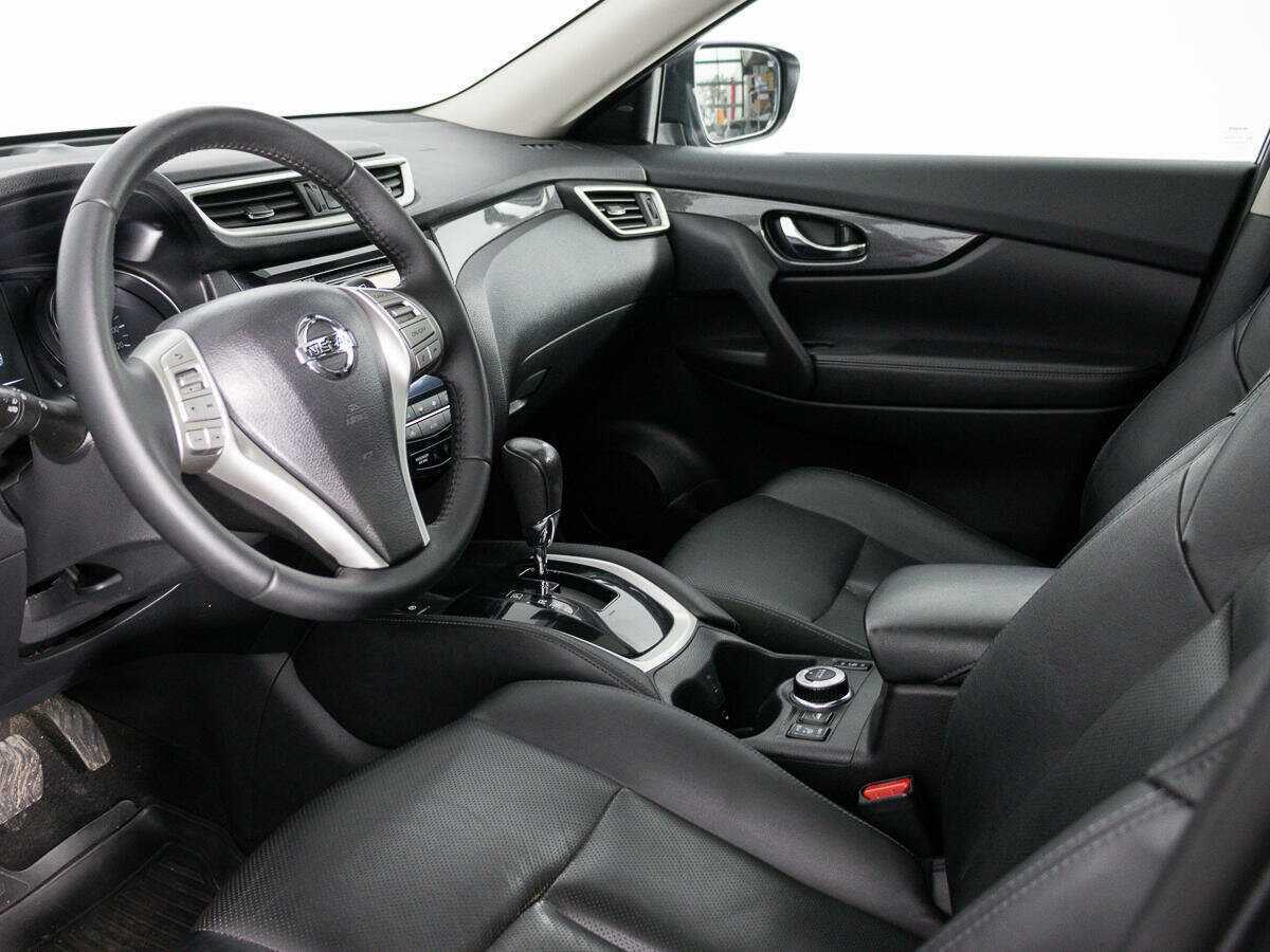 Б/У Ниссан Икс-Трейл 2016 года. Фото: #10